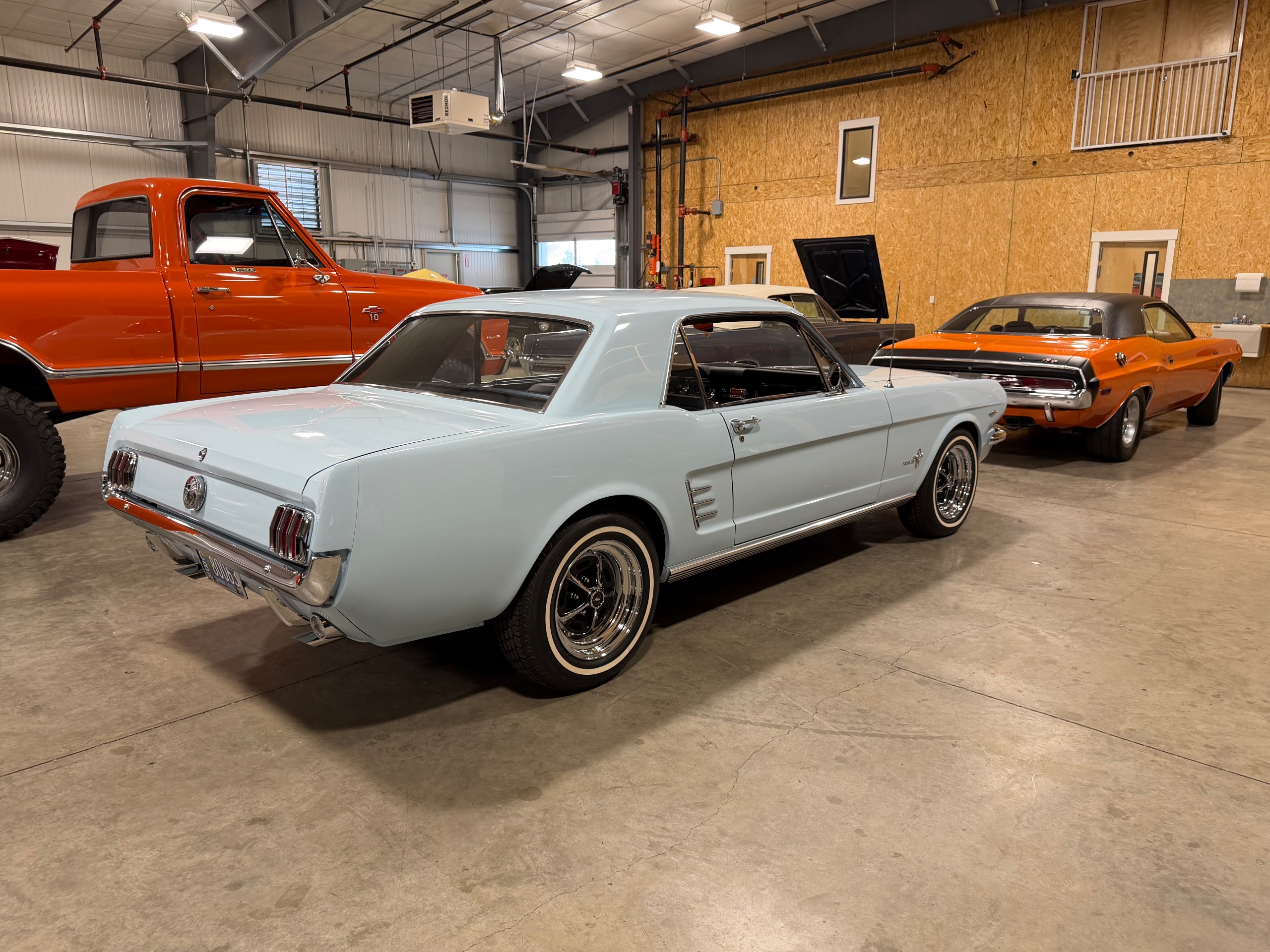 1966 Ford Mustang thumbnail 18