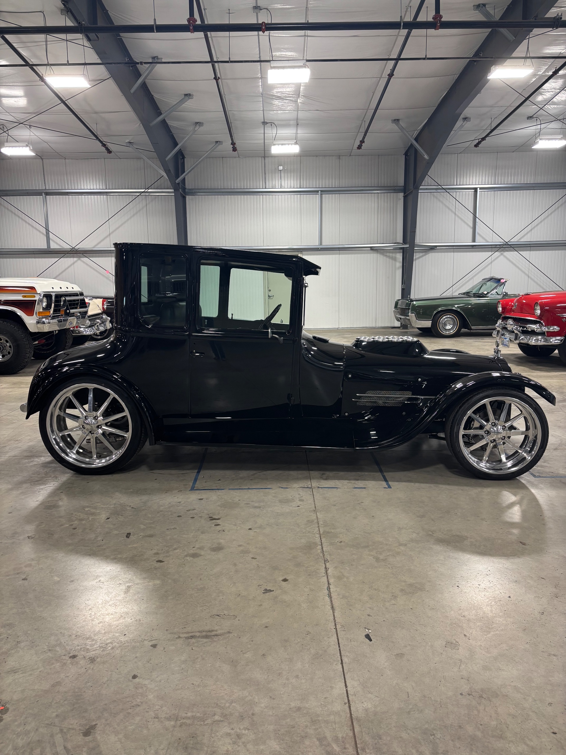 1925 Ford Model T thumbnail 5