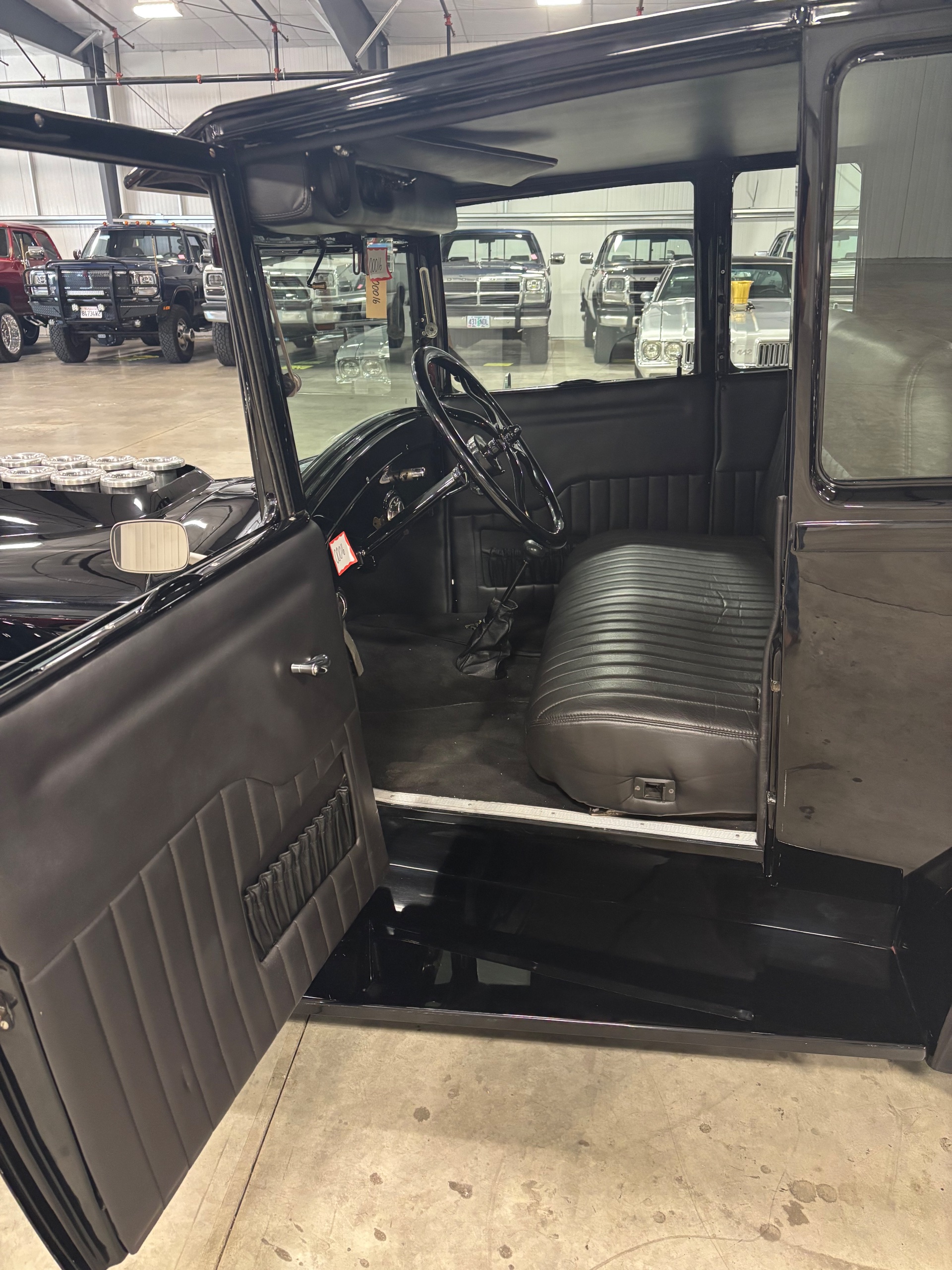 1925 Ford Model T thumbnail 10