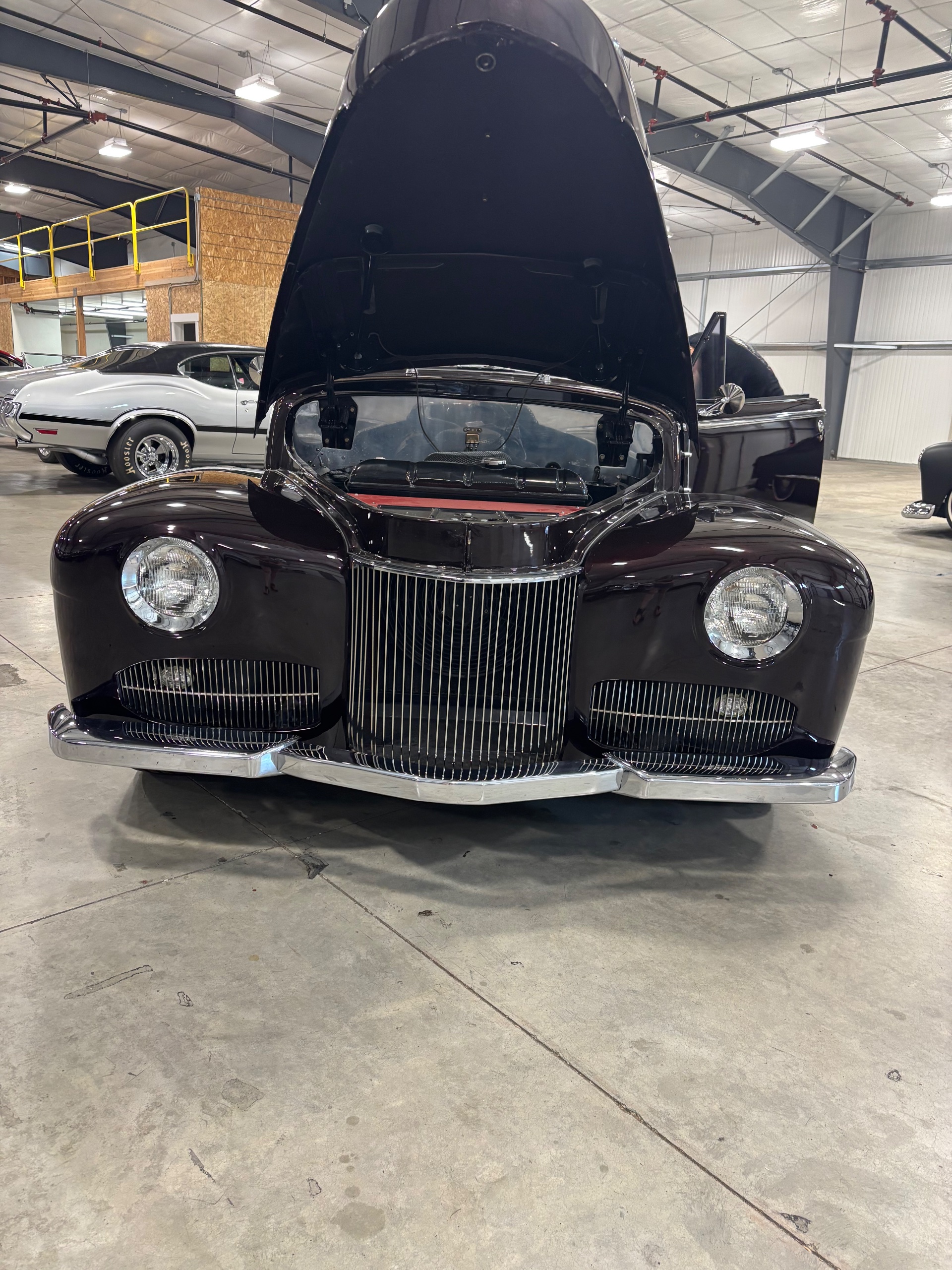 1947 Lincoln Zephyr Convertible  thumbnail 3