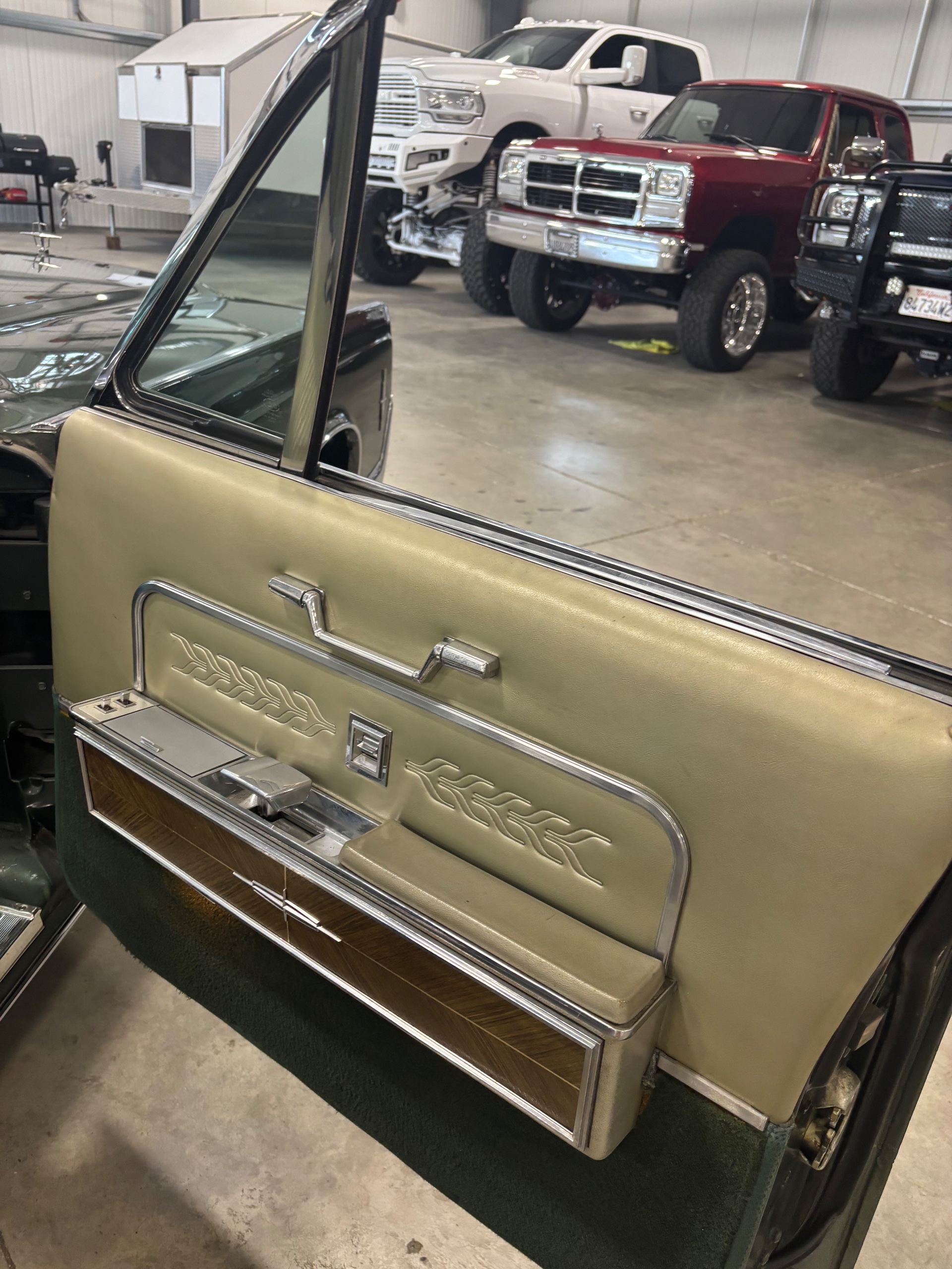 1966 Lincoln  Continental Convertible  thumbnail 10
