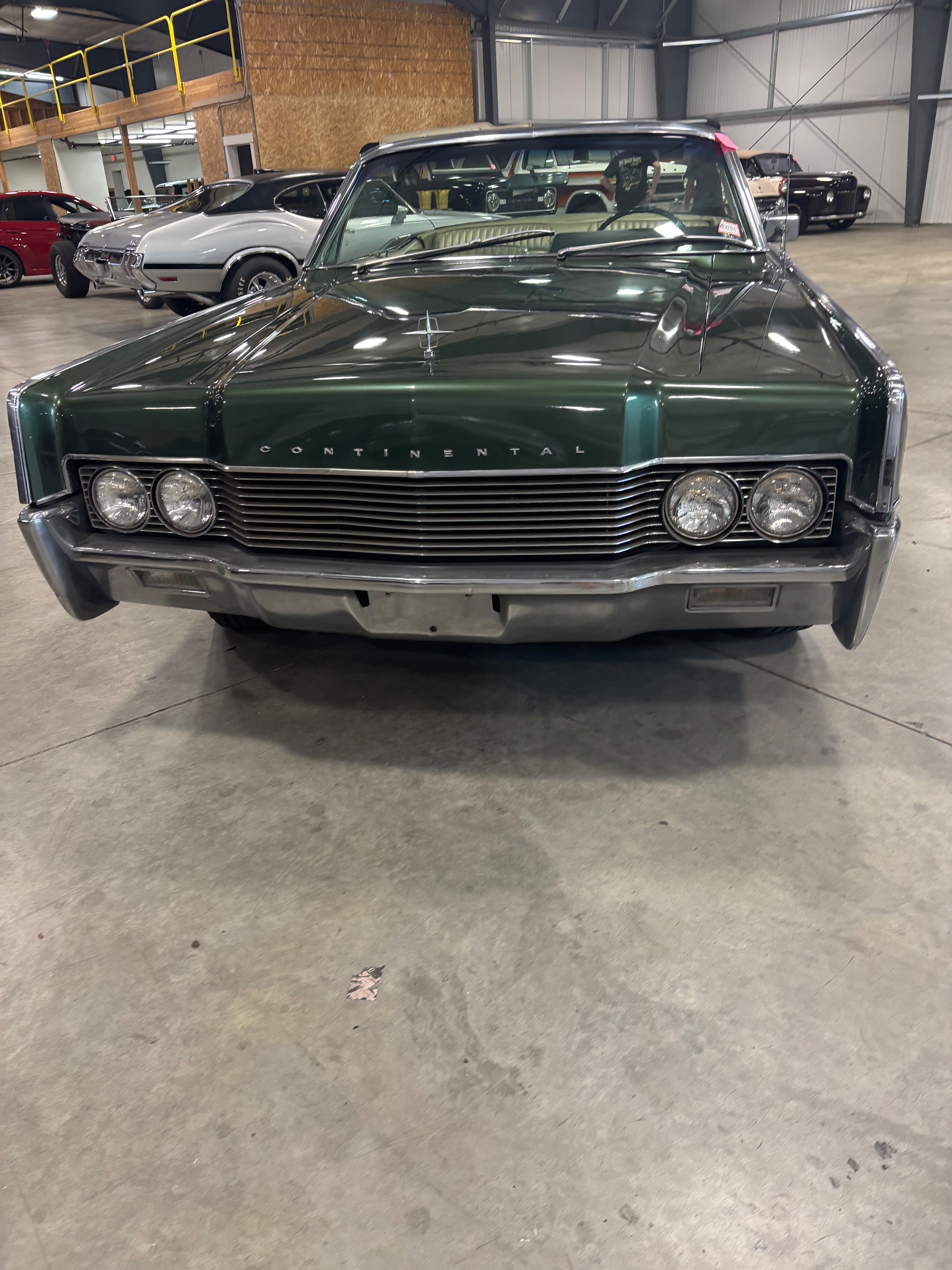 1966 Lincoln  Continental Convertible  thumbnail 6